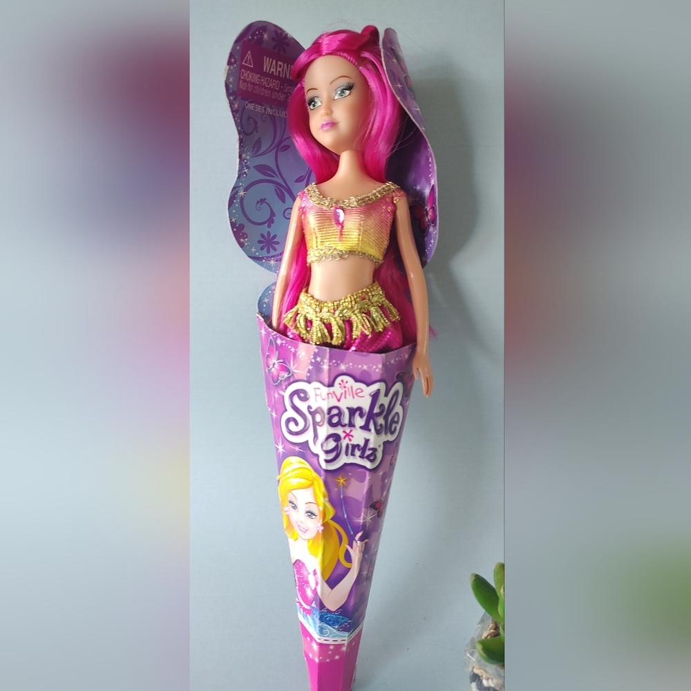 Doll Sparkle Girls Funville Hair. Pink 11" New  Collection  New In Box Original